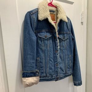 Levi’s Sherpa-lined Denim Jacket